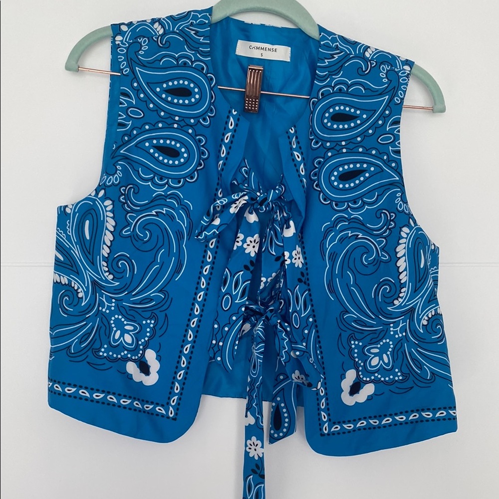 Tie front Blue Paisley Vest Commense